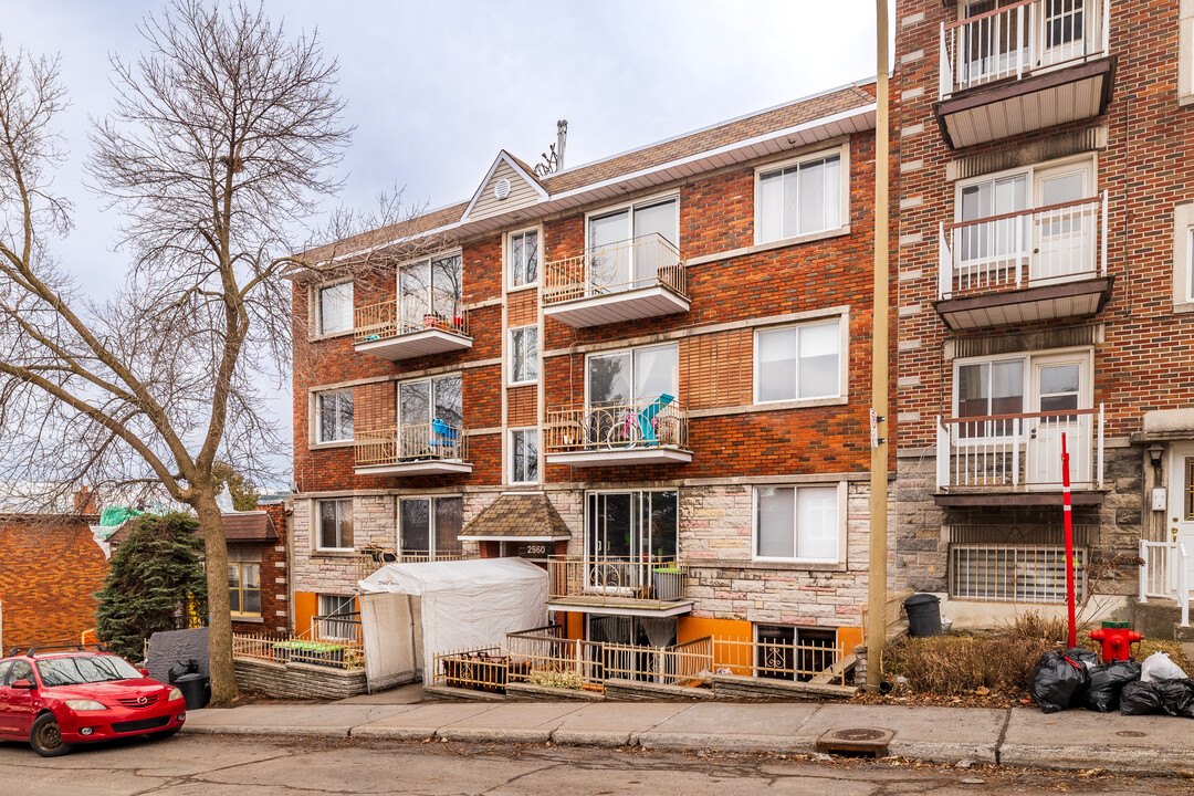 2560 Bercy St in Montréal, QC - Building Photo