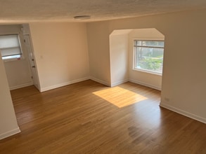 2226 N 72nd Ct in Elmwood Park, IL - Building Photo - Building Photo