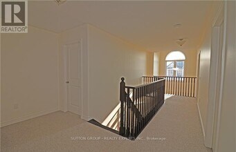 4495 Saw Mill Dr in Niagara Falls, ON - Building Photo - Building Photo