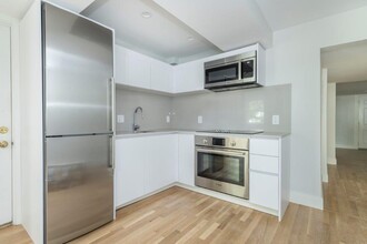 20 South St, Unit B1 in Boston, MA - Building Photo - Building Photo