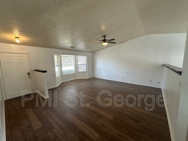 3059 Bayberry Cir in Saint George, UT - Building Photo - Building Photo