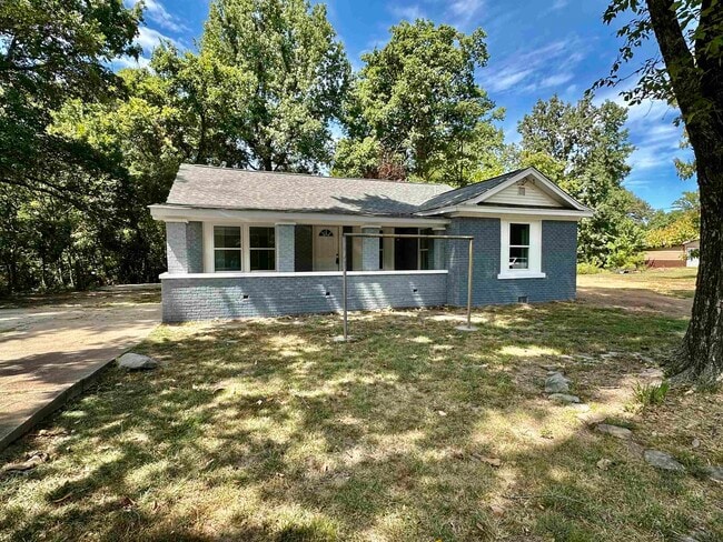 property at 2929 Munford Giltedge Rd