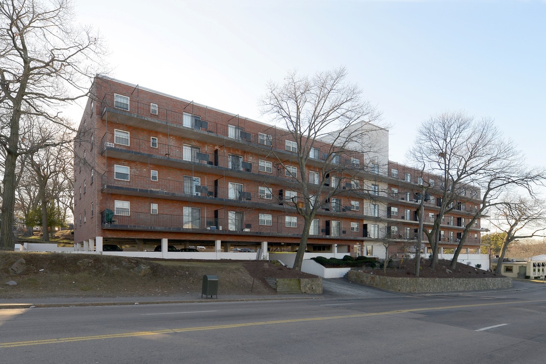 135 Quincy Ave Apartments in Quincy, MA - Foto de edificio