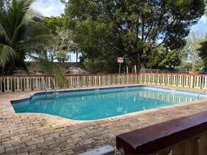 4265 NW S Tamiami Canal Dr in Miami, FL - Building Photo - Building Photo