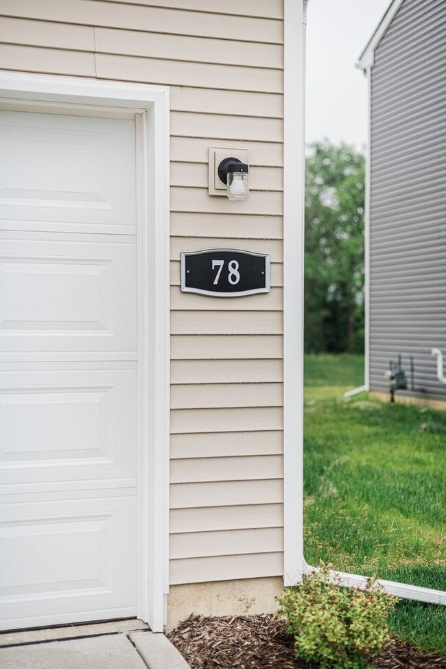 78 Fairmont Dr in Chesterton, IN - Building Photo - Building Photo