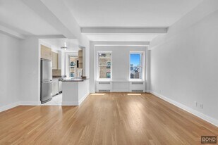 20 Park Ave in New York, NY - Building Photo