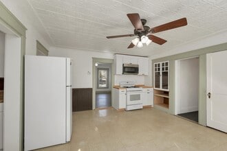 135 Franklin St in Franklin, NH - Building Photo - Building Photo