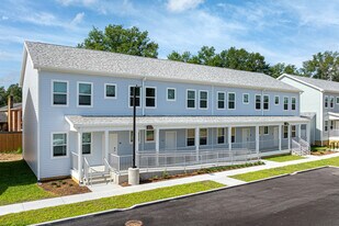 Phoenix Square in Hammond, LA - Building Photo