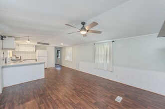 2725 FL-83 in Defuniak Springs, FL - Building Photo - Building Photo
