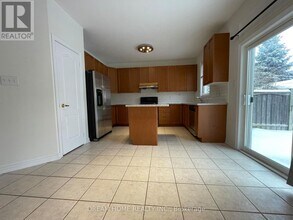 8 Mimosa St in Markham, ON - Building Photo - Building Photo