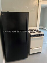 232 Center St in Old Town, ME - Building Photo - Building Photo