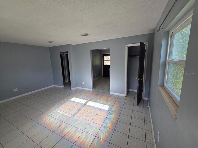 401 Hibiscus Ave in Bunnell, FL - Building Photo - Building Photo