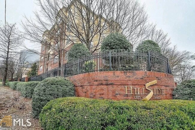 property at 3275 Lenox Rd NE