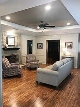 425 Sunnybrook Ct in Bedford, TX - Building Photo - Building Photo