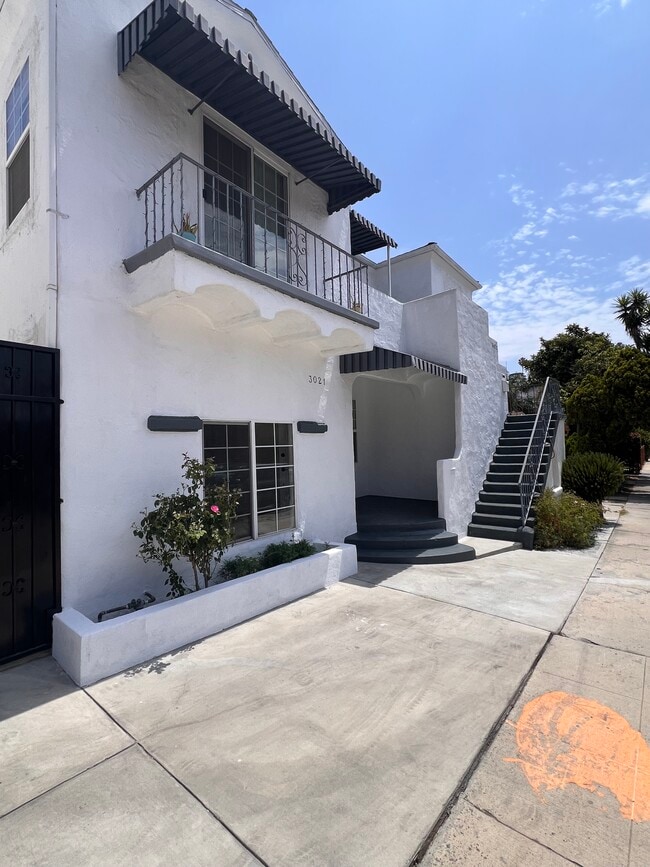 3021 Fanita St, Unit 1 in Los Angeles, CA - Building Photo - Building Photo