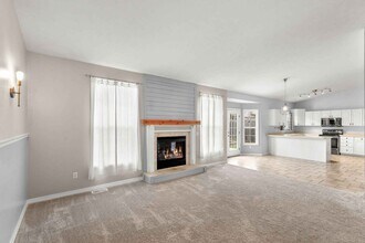 713 River Rock Ct in Nixa, MO - Building Photo - Building Photo