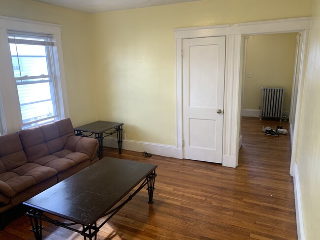 46 Adamson St, Unit 1 in Boston, MA - Building Photo - Building Photo