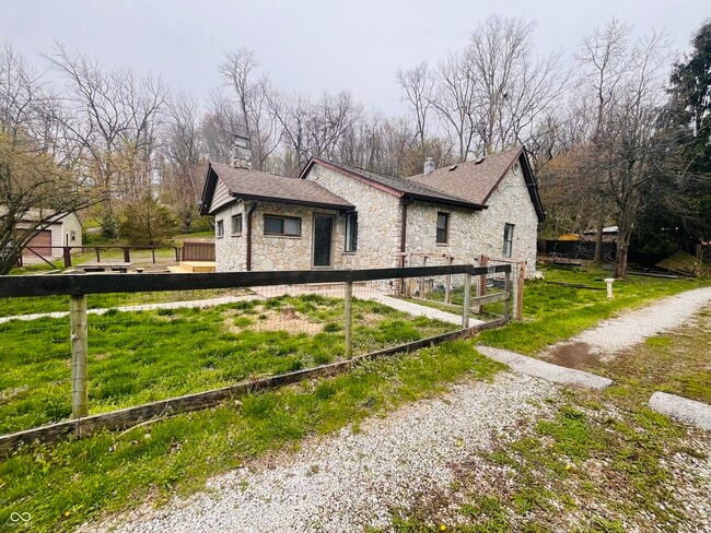 539 E College Ave in Martinsville, IN - Building Photo - Building Photo