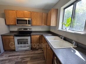 3285 Canyon Dr in Billings, MT - Building Photo - Building Photo