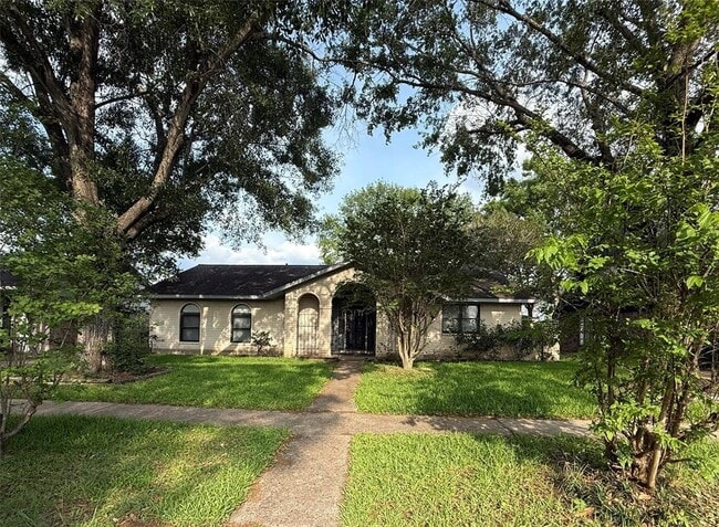 property at 7507 Lacy Hill Dr