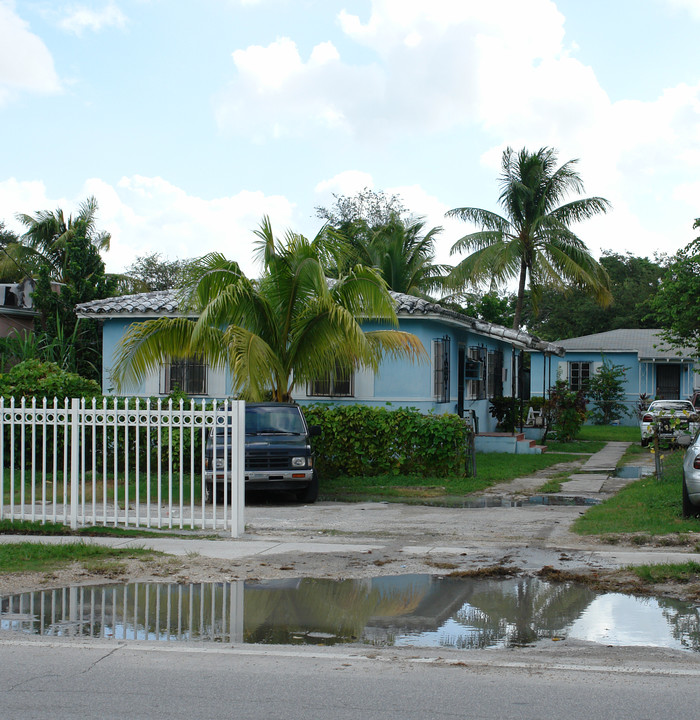 6921 NW 2nd Ave in Miami, FL - Building Photo