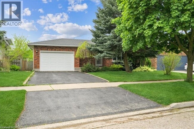 property at 47 Claycroft Crescent