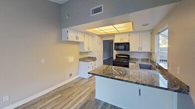 2229 Rose Ave in Hemet, CA - Building Photo - Building Photo