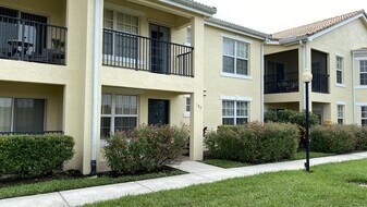 158 SW Peacock Blvd in Port St. Lucie, FL - Building Photo