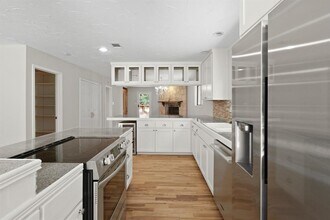 2218 Bahama Rd in Austin, TX - Building Photo - Building Photo