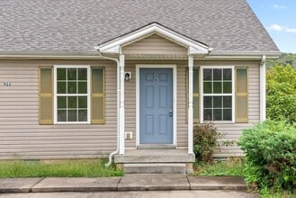 922 Kingsbury Dr in Clarksville, TN - Building Photo - Building Photo