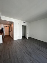 105 NE 25th St, Unit S1 in Miami, FL - Building Photo - Building Photo