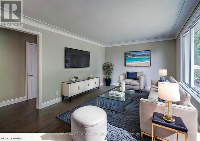 property at 137 Manning Ave