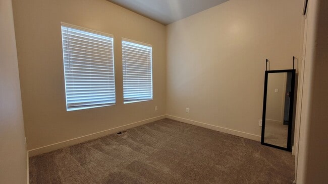 358 N 680 E in Vineyard, UT - Building Photo - Building Photo