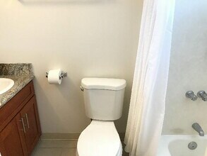 1419 Dominis St in Honolulu, HI - Building Photo - Building Photo