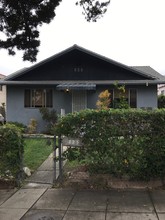 825 Hill St in Santa Monica, CA - Building Photo - Building Photo