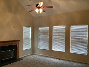 46 Runkle Dr in Pataskala, OH - Building Photo - Building Photo