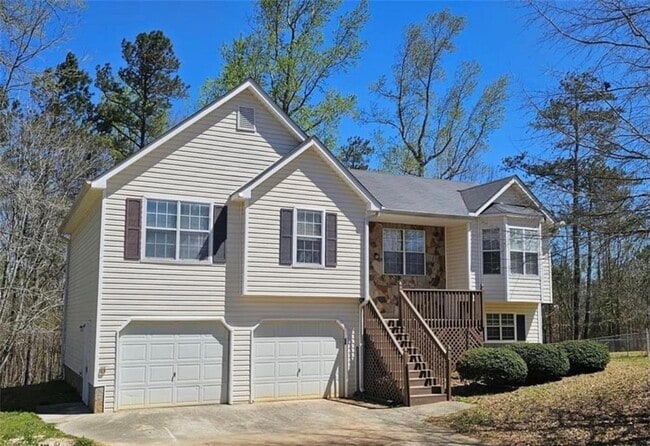 390 Princeton Dr