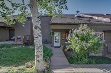 30351 County Road 16 in Oak Creek, CO - Building Photo