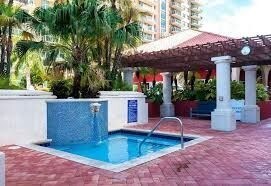 17000 N Bay Rd in Sunny Isles Beach, FL - Building Photo - Building Photo