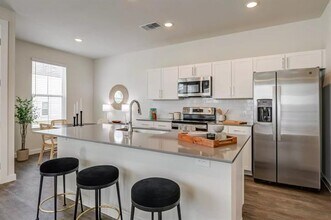 801 Bluestem Wy in Cedar Hill, TX - Building Photo - Building Photo