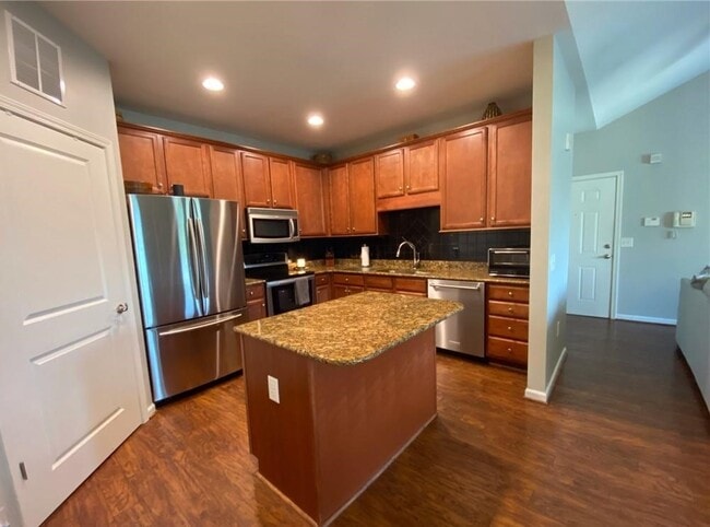 3620 Spanish Peak Dr in High Point, NC - Building Photo - Building Photo