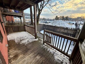 43 Thorndike St, Unit 1 in Boston, MA - Foto de edificio - Building Photo