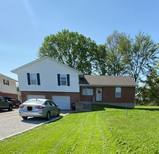 14377 Washington St Rentals in Batesville, IN