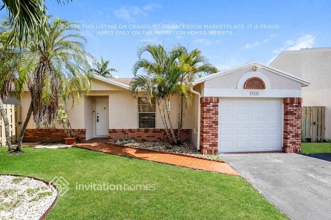 19226 NW 82nd Cir Ct