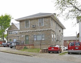 838 N 4th Ave in Knoxville, TN - Foto de edificio - Building Photo