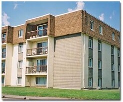 Kleisinger 3 in Regina, SK - Building Photo