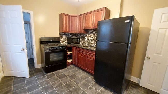 2503 N Garnet St in Philadelphia, PA - Building Photo - Building Photo