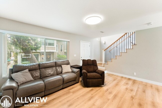 8455 El Arroyo Dr in Huntington Beach, CA - Building Photo - Building Photo