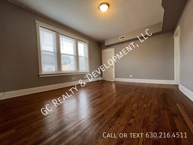 4820 N Springfield Ave in Chicago, IL - Building Photo - Building Photo