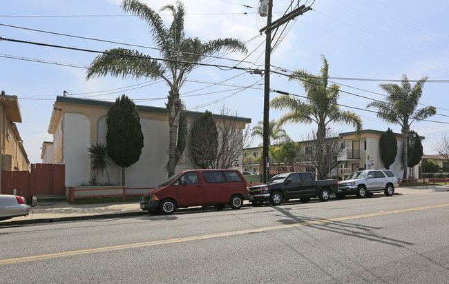 1224-1234 E 18th St in National City, CA - Building Photo - Building Photo